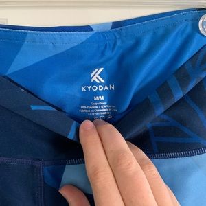 Kyodan Workout Leggings - blue geometric pattern